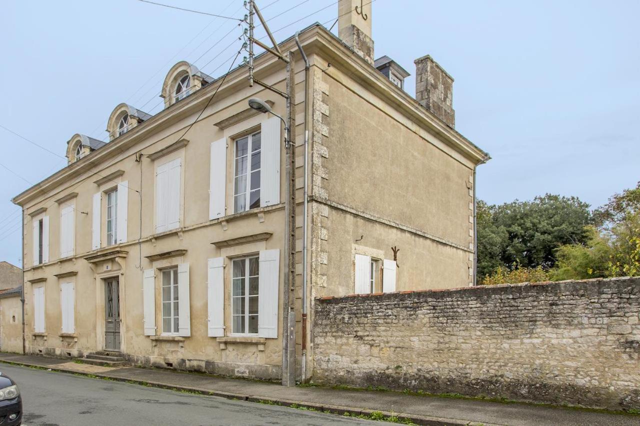 Suite Belle Epoque Fontenay-le-Comte Exteriér fotografie